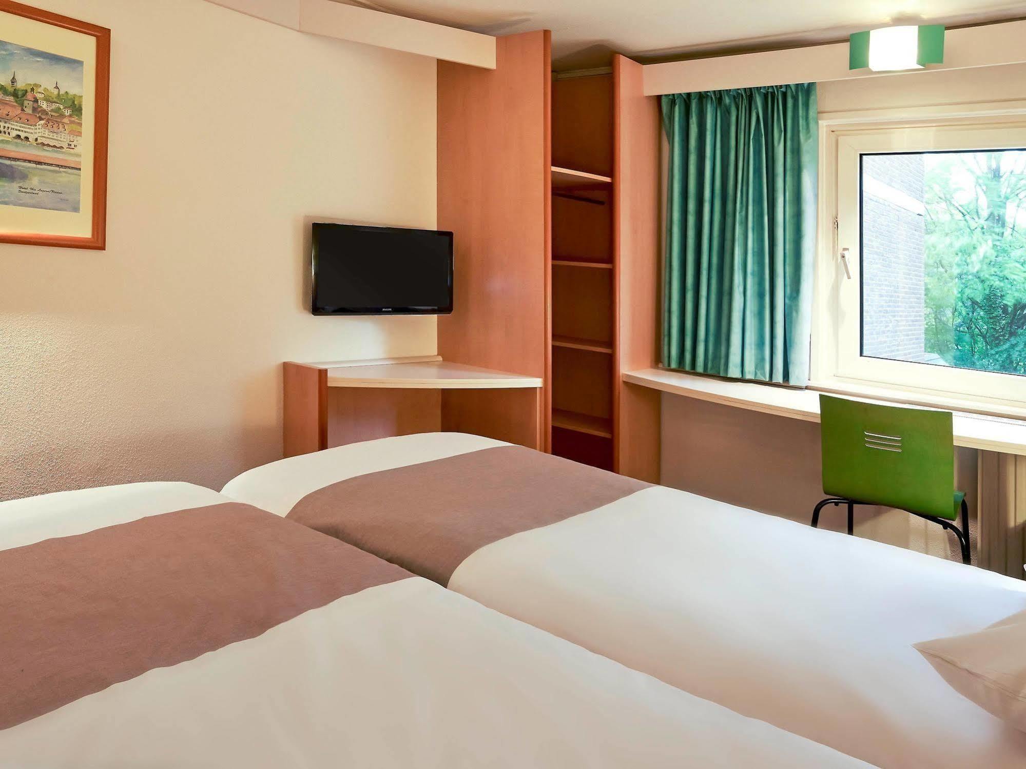 Hotel Ibis Tilburgo Exterior foto